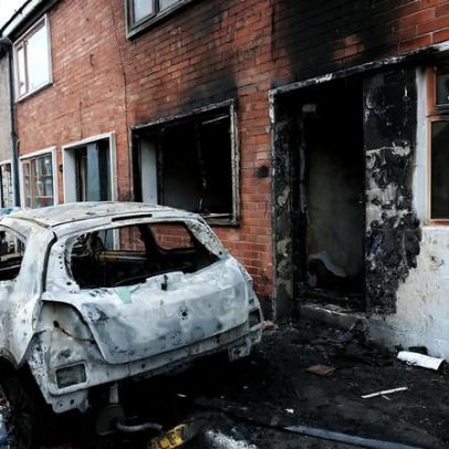 Violência em Belfast revela pressão migratória na Europa