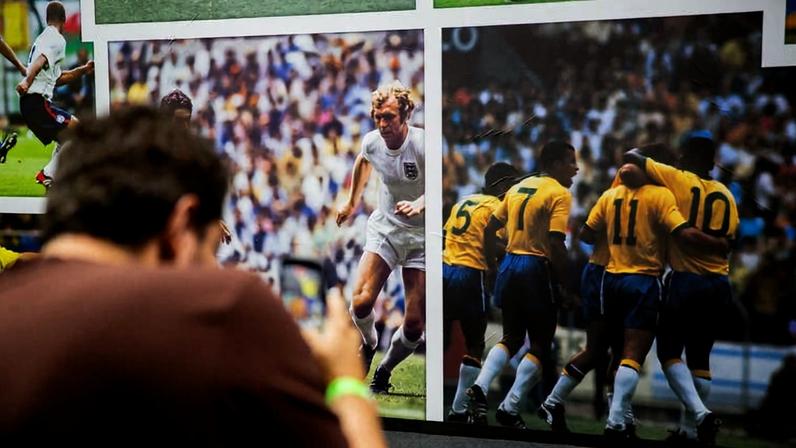 A exposição 'Brasil em Todas', sobre a seleção brasileira na Copa do Mundo, no MIS Experience, em São Paulo
