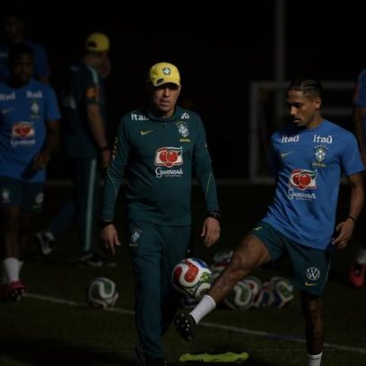 Raphinha diz estar pronto para decidir pela seleção