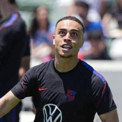 EUA abre Copa contra Paraguai com jogadores nascidos no exterior