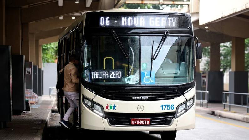 Ônibus de São Caetano do Sul; cidade da Grande SP vai restringir gratuidade a moradores do município cadastrados
