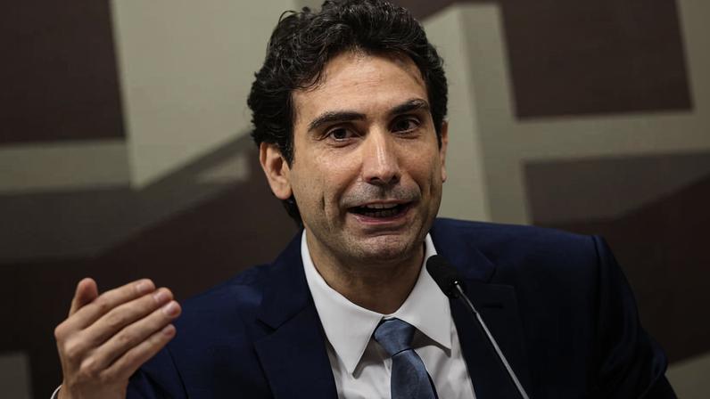 O presidente do Banco Central, Gabriel Galípolo, durante audiência no Senado.