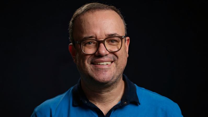 Everaldo Marques, narrador da Globo na Copa do Mundo