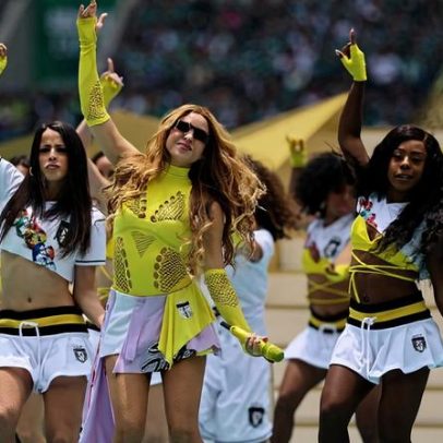 Abertura da Copa teve ritmo de show de intervalo com Waka Waka 2.0