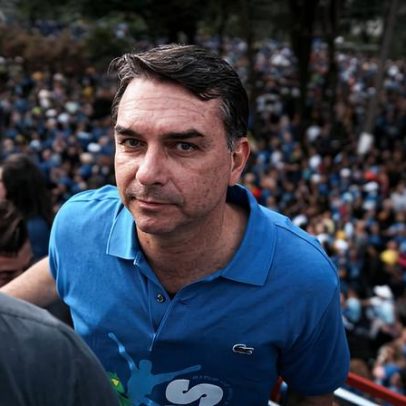 Pesquisa Quaest: Flávio cai 9 pontos entre evangélicos; Lula sobe 7