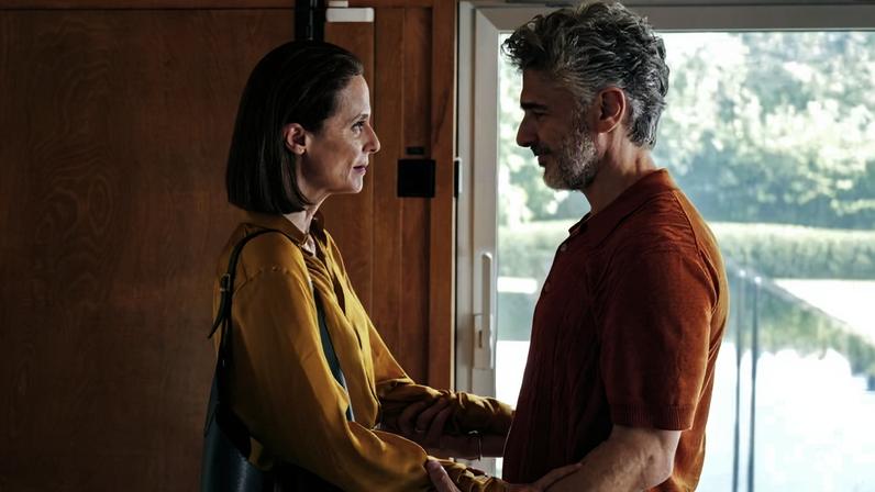 Cena do filme 'Natal Amargo', de Pedro Almodóvar