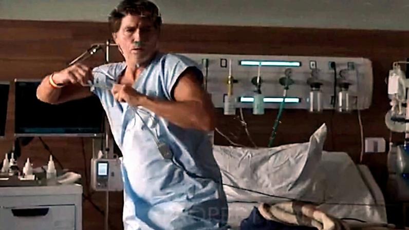 O ator americano Jim Caviezel em cena do filme 'Dark Horse', sobre Jair Bolsonaro