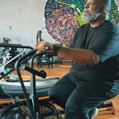 Péricles revela perda de quase 60 kg e celebra cuidado