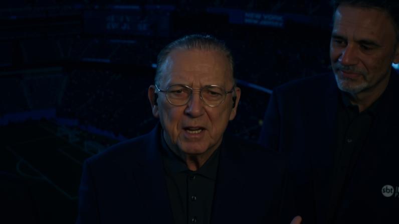 Galvão Bueno em sua estreia como narrador do SBT na Copa do Mundo