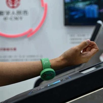 China desenvolve sistema de pagamentos digitais para competir com o dólar