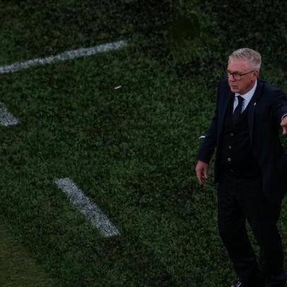Empate na estreia aumenta pressão sobre Ancelotti em grupos de WhatsApp