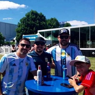 Argentinos lotam a capital do futebol dos EUA para despedida de Messi