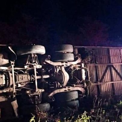 Acidente de ônibus com equipe de basquete deixa mortos no Ceará