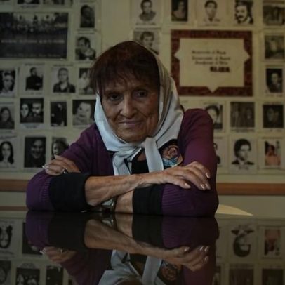 Taty Almeida, símbolo das Mães da Praça de Maio, morre aos 95 anos