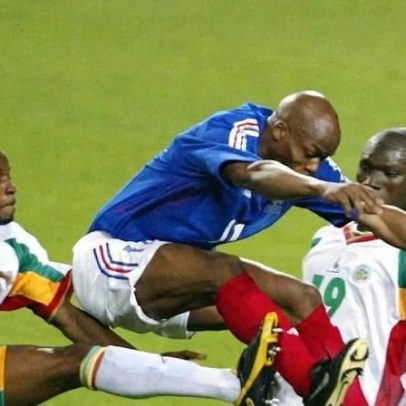 Desconhecimento levou França à derrota ante Senegal na Copa 2002, diz atacante