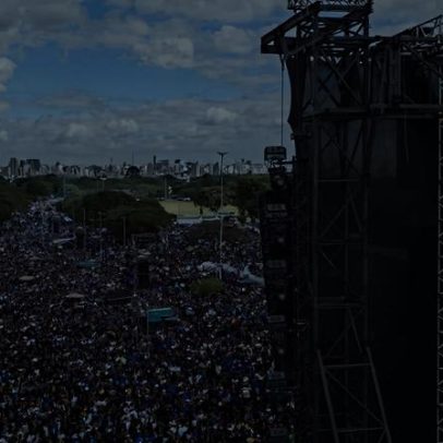 Evangélicos deixam Flávio Bolsonaro e migram para Lula e Renan