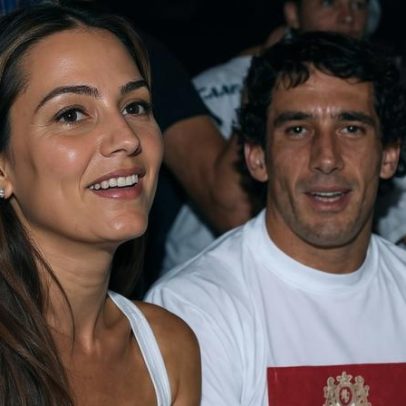 Luiza Brunet resgata foto com Ayrton Senna; Xuxa comenta publicação