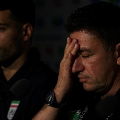 Seleção iraniana retorna ao México após estreia na Copa; técnico cita opressão