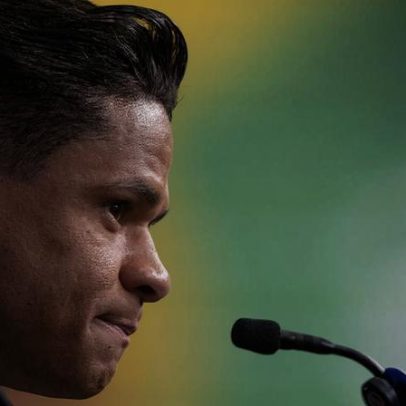 Douglas Santos afirma que Brasil não pode ter soberba