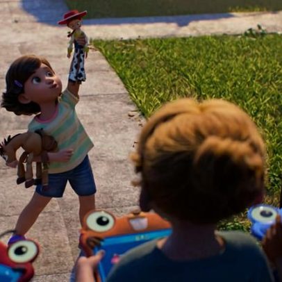 Toy Story 5 aborda as dificuldades de ser criança e brincar nos dias atuais
