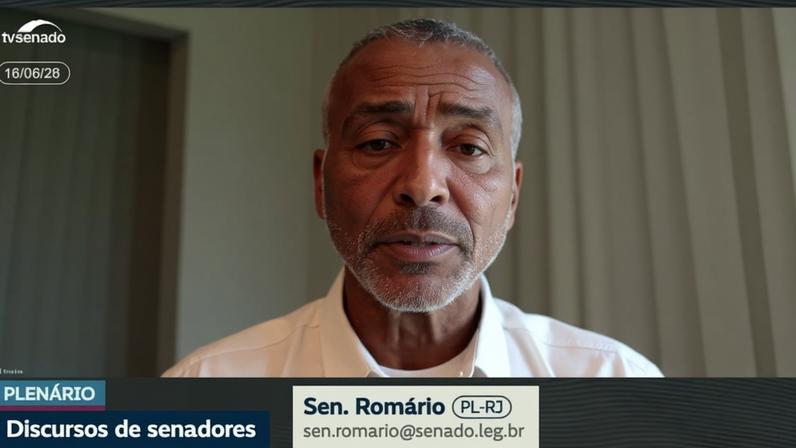 Senador Romário (PL-RJ) participa de forma remota da sessão do Senado enquanto trabalha como comentarista na Copa do Mundo