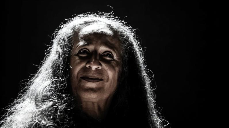 Maria Bethânia, em 1965, no espetáculo 'Opinião'