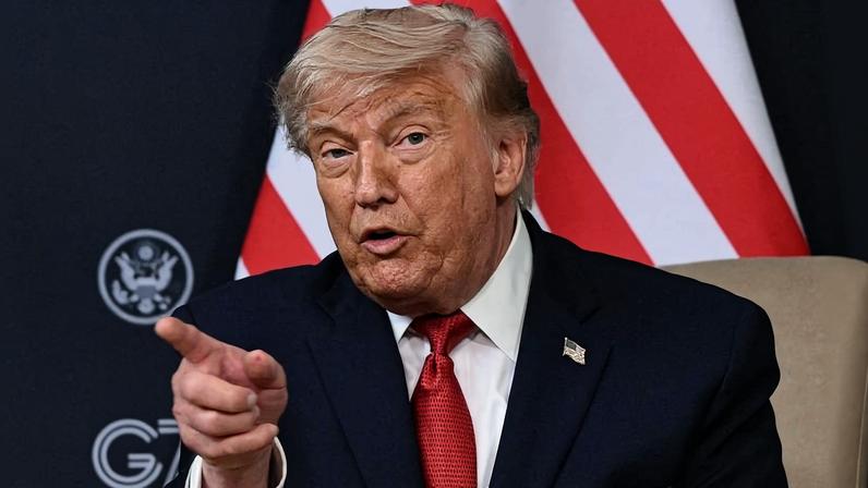O presidente dos EUA, Donald Trump, durante cúpula do G7 na França