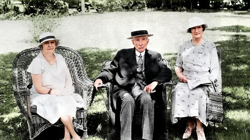 O magnata John Davison Rockefeller com convidadas em Ormond Beach, na Flórida, nos Estados Unidos