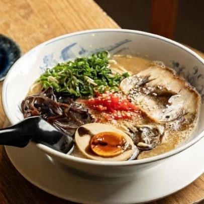 No frio, explore estilos de lámen e receitas autorais em São Paulo