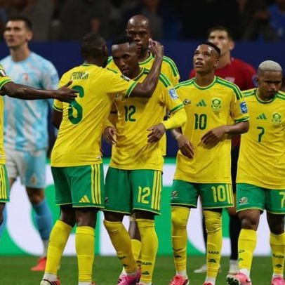 África do Sul celebra histórica classificação para Copa