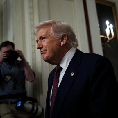 Trump prioriza interesses pessoais no acordo com o Irã, segundo analistas