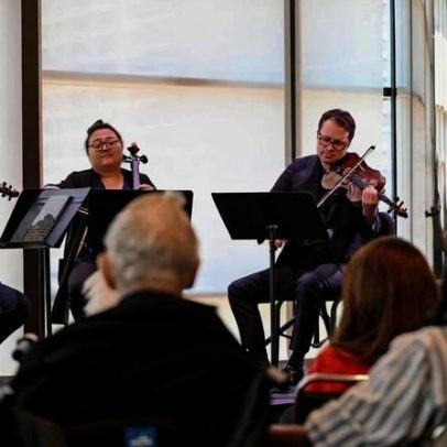 Terapia musical gratuita auxilia reabilitação de pacientes com demência nos EUA