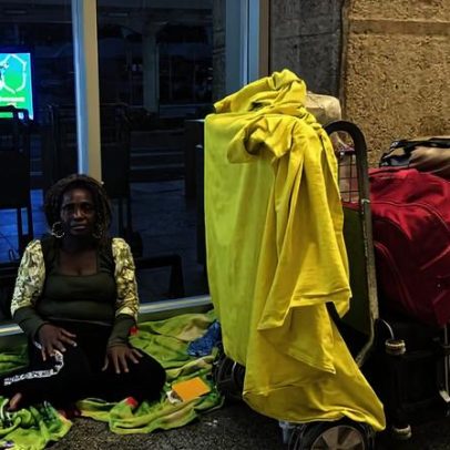 Mulher de Serra Leoa dorme 6 meses em Belém; Justiça determina assistência
