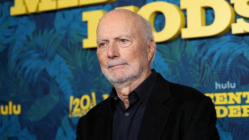 O diretor James Burrows