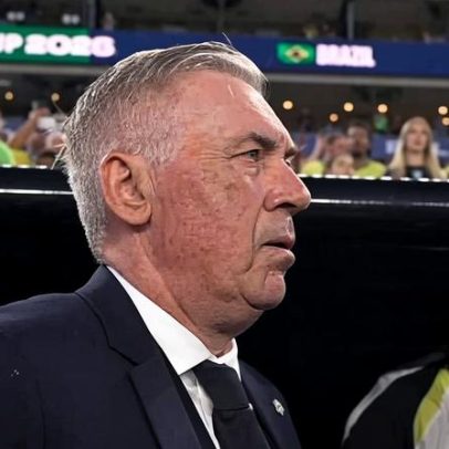 Carlo Ancelotti canta o Hino Nacional do Brasil e é elogiado nas redes