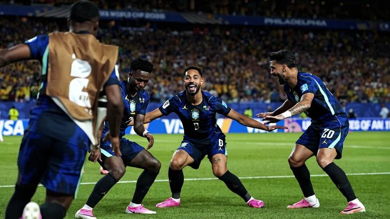 Matheus Cunha comemora gol que marcou pela seleção brasileira no jogo contra o Haiti