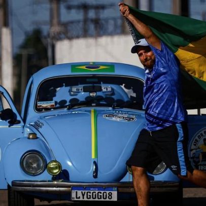 Gremista viaja de fusca aos EUA para acompanhar seleção na Copa
