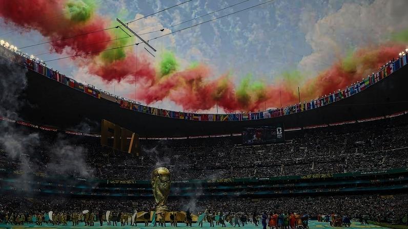 Messi celebra um de seus três gols na estreia da Argentina; craque igualou o recorde de gols de Klose