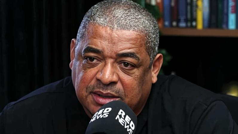 Vampeta fala de Raphinha em participação no Red Cast