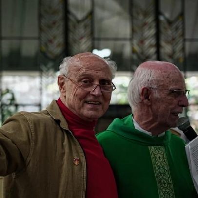 Eduardo Suplicy celebra 85 anos com missa, ocupação e Marcha da Maconha