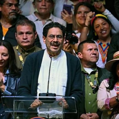 Cepeda, aliado de Petro, não declara derrota e aguarda resultado final