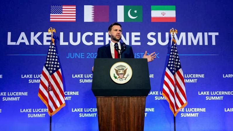 O vice-presidente dos EUA, J. D. Vance, em entrevista a jornalistas após negociações entre EUA e Irã na Suíça
