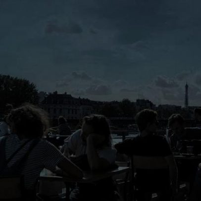 França estuda proibir álcool diante da onda de calor na Europa