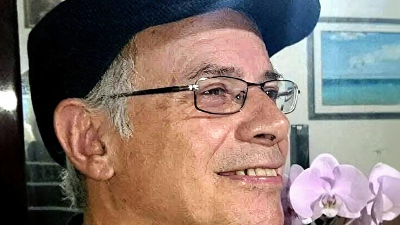 O jornalista paranaense Adamastor Marques morreu no último dia 18 de maio, aos 79 anos