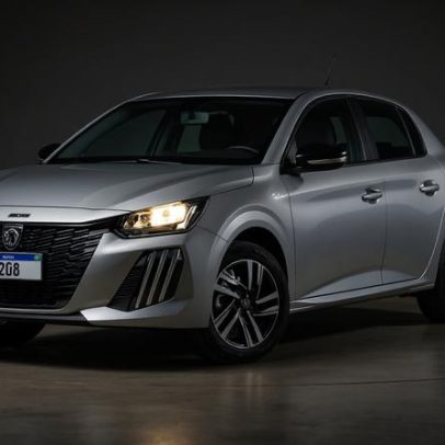 Peugeot 208 flex enfrenta BYD Dolphin Mini em teste de desempenho e economia