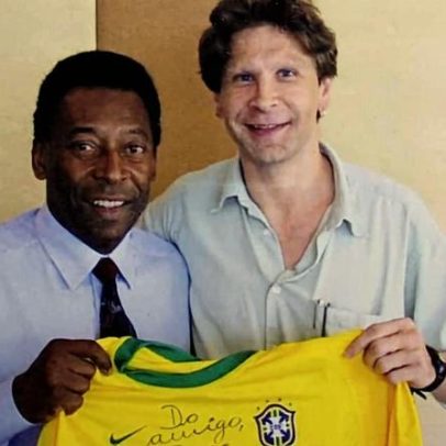 Escocês lança biografia de Pelé; diz que Messi não é maior sem conhecer Pelé