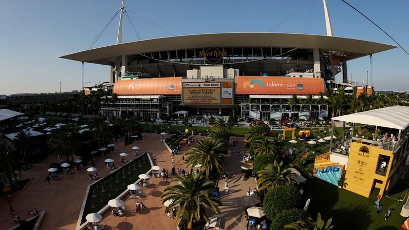 O Hard Rock Stadium, estádio multiuso em Miami Gardens, palco de Brasil x Escócia na terceira rodada da Copa do Mundo
