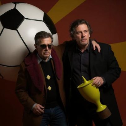 Ancelotti disfarçado de assistente de filmagem decide jogo Bertolucci Pasolini