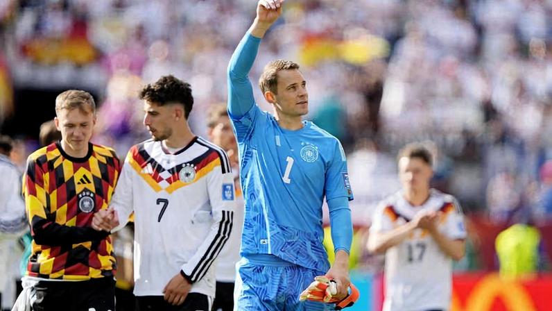 Neuer celebra classificação antecipada da Alemanha após vitória contra a Costa do Marfim