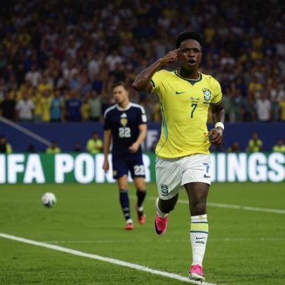 Brasil lidera o grupo da Copa ao terminar em primeiro, com Suíça e México